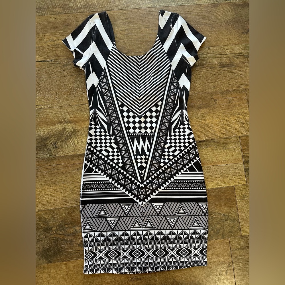 Vintage y2k wet seal bodycon mini dress tribal
